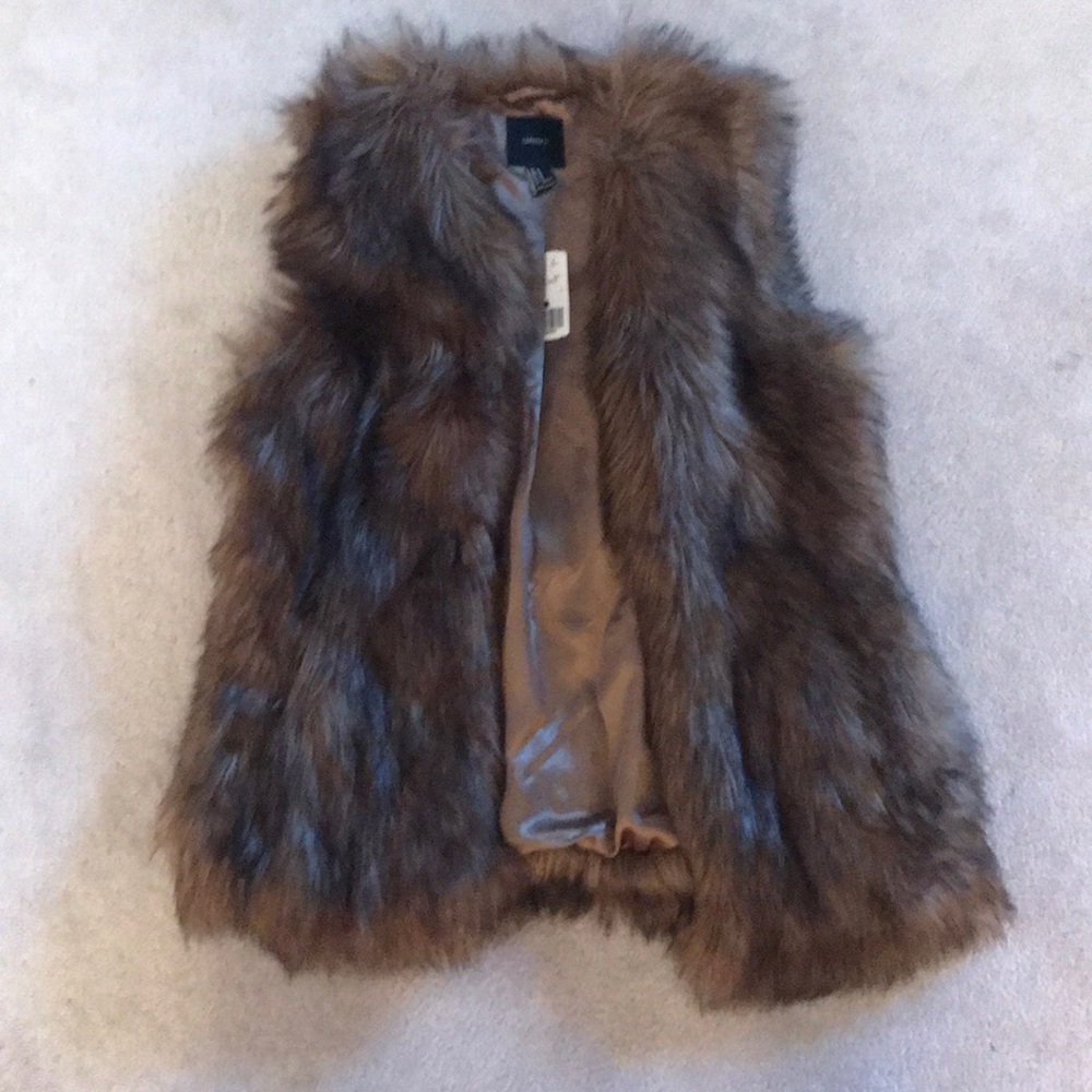 Forever 21 Faux Fur Vest NWT